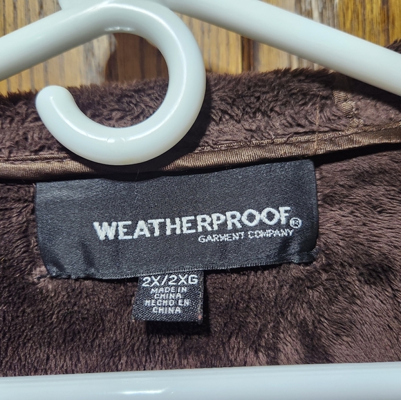 Jacket - Picture 3 of 5